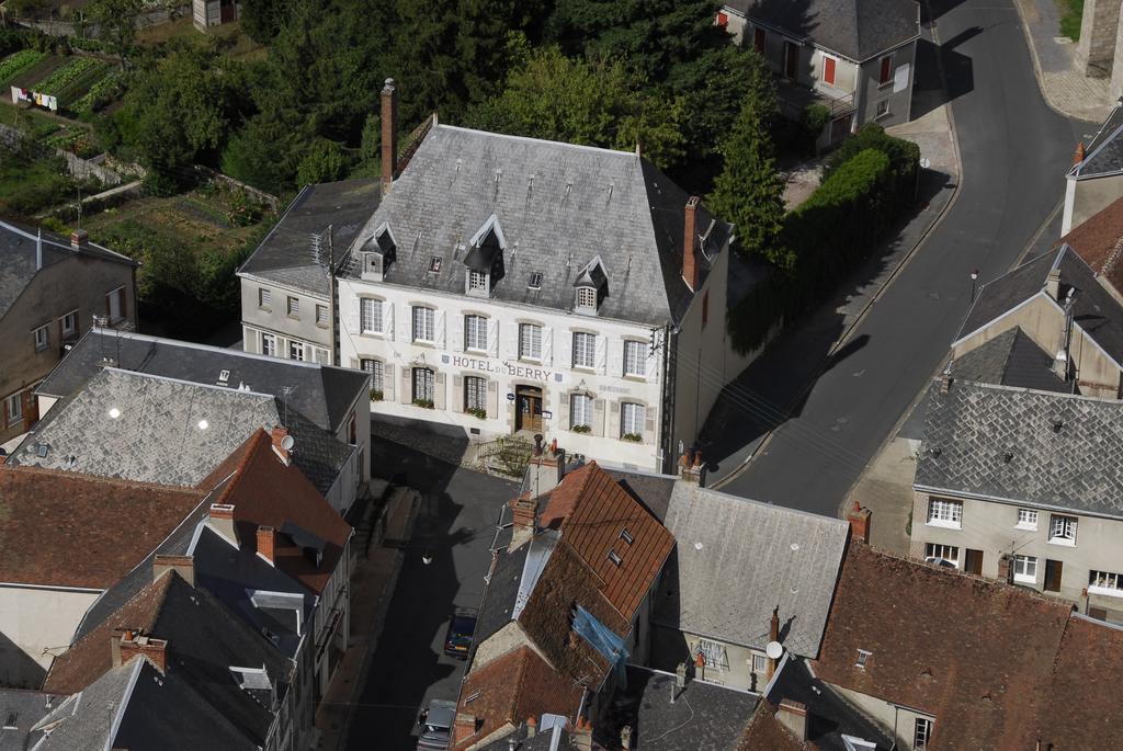 Hotel Du Berry Aigurande Dış mekan fotoğraf