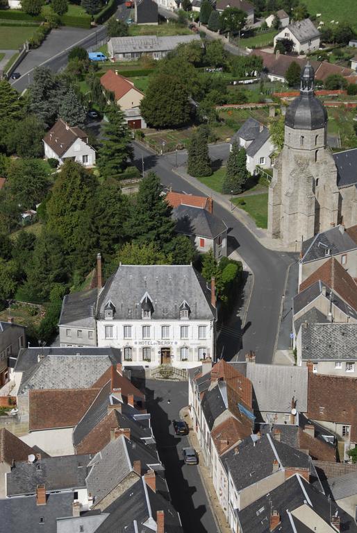 Hotel Du Berry Aigurande Dış mekan fotoğraf