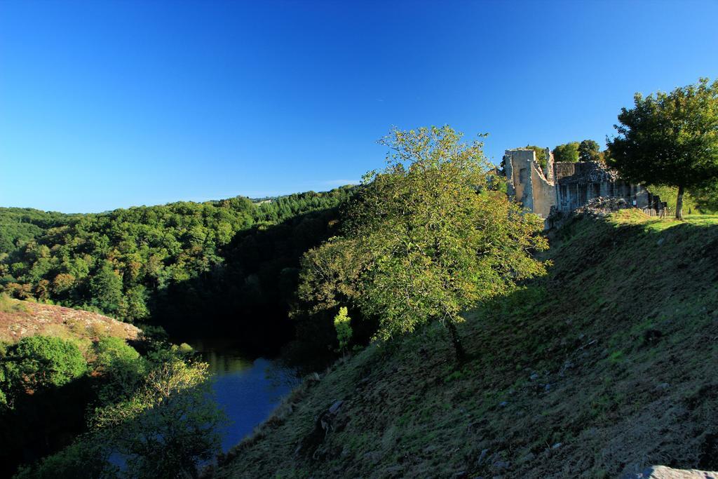 Hotel Du Berry Aigurande Dış mekan fotoğraf