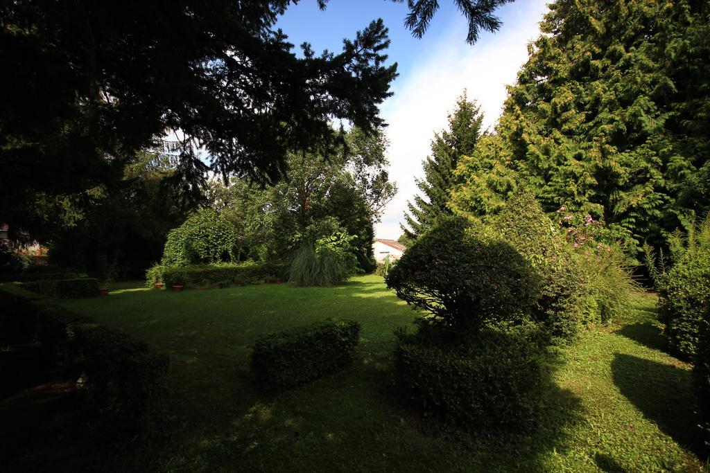 Hotel Du Berry Aigurande Dış mekan fotoğraf